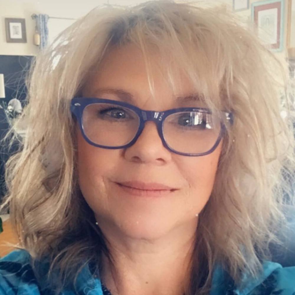 Meet your Posher, Nancy